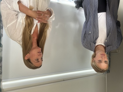 Anna Sofie Hjorth og Kirstine Christensen besøgte Bornholmerforeningen i Hilerød